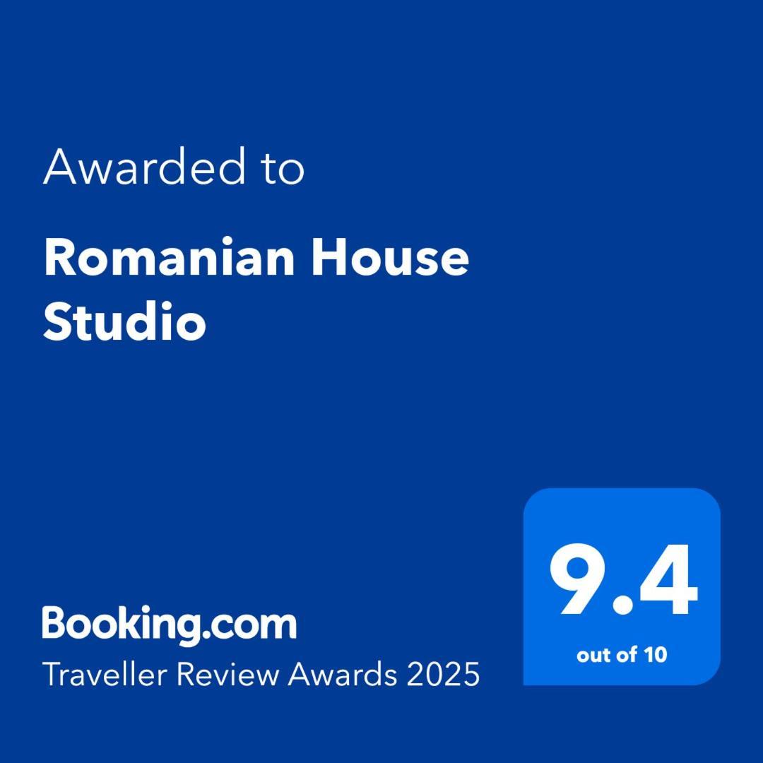 Romanian House Studio Bucureşti Exterior foto